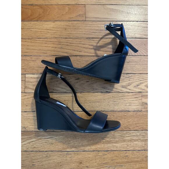 Michael Kors Fiona Wedge Sandals Women’s Size 8 Black Leather Open Toe Ankle - Picture 3 of 7